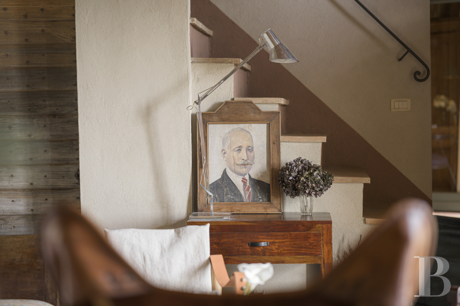 An old olive grove farmhouse restored to its former glory, overlooking the countryside in the Val d'Orcia in Tuscany - photo  n°27